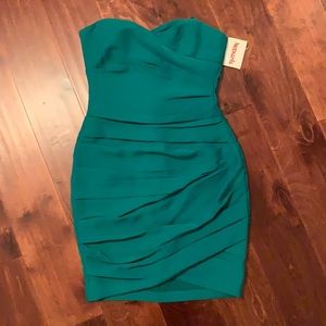 New BCBG Emerald Dress